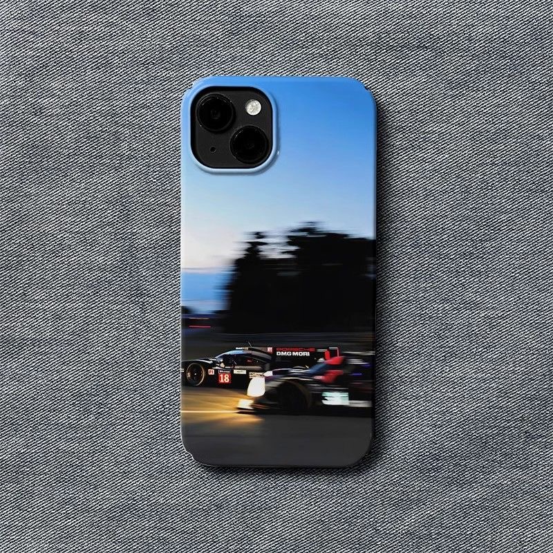 Kreative INS-Rennwagen-Vergröß – Photography With Iphone 15 Bewertung und Preis